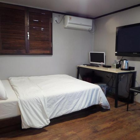 Hotel Grim Jongno Сеул Екстер'єр фото