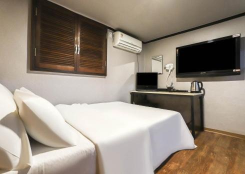 Hotel Grim Jongno Сеул Екстер'єр фото